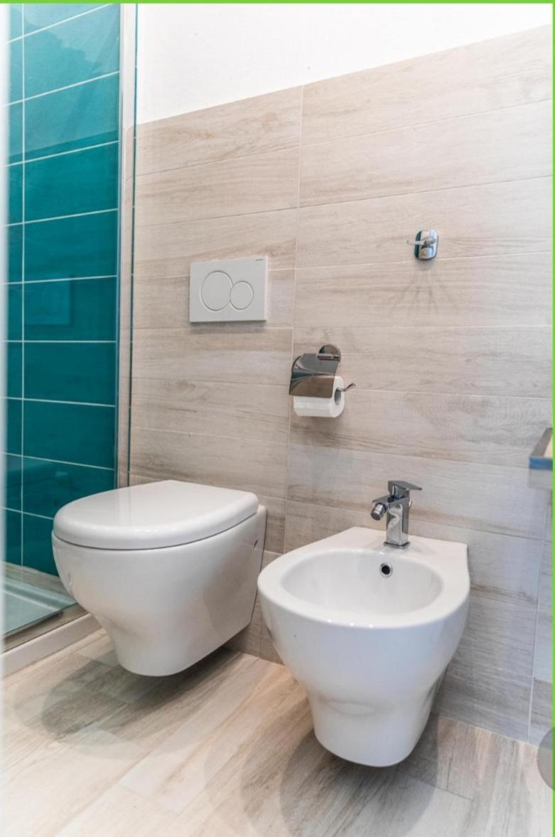 La Smeralda - Boutique Rooms And Breakfast Golfo Aranci Luaran gambar