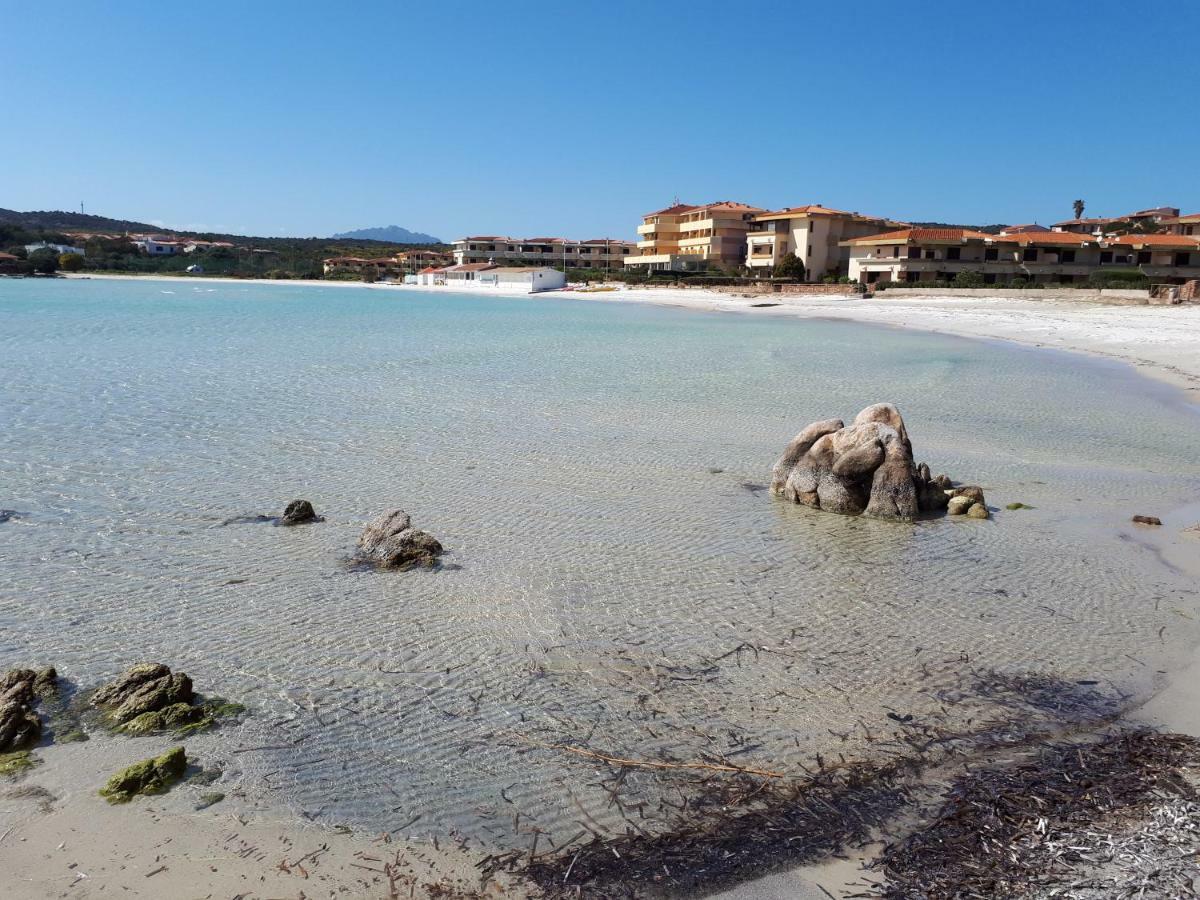 La Smeralda - Boutique Rooms And Breakfast Golfo Aranci Luaran gambar
