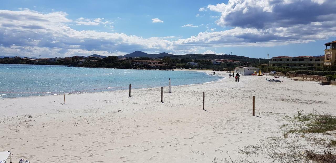 La Smeralda - Boutique Rooms And Breakfast Golfo Aranci Luaran gambar