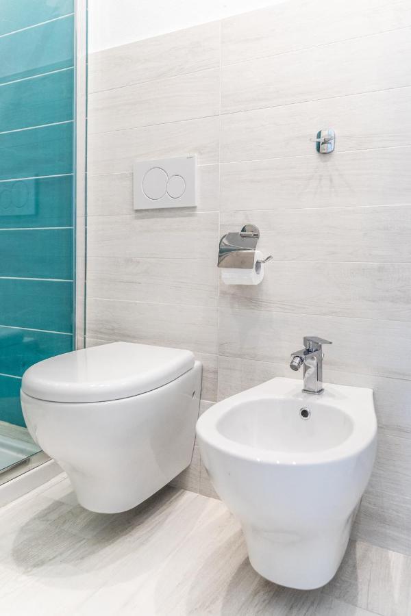 La Smeralda - Boutique Rooms And Breakfast Golfo Aranci Luaran gambar